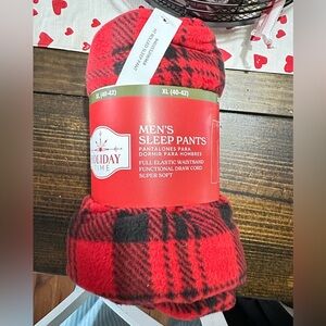 NEW Men’s red plaid sleep pants
